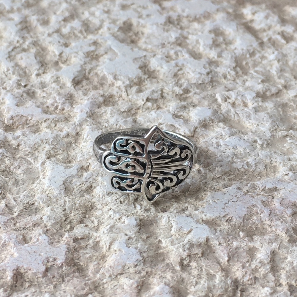 Sterling Silver Hamsa Filigree Ring